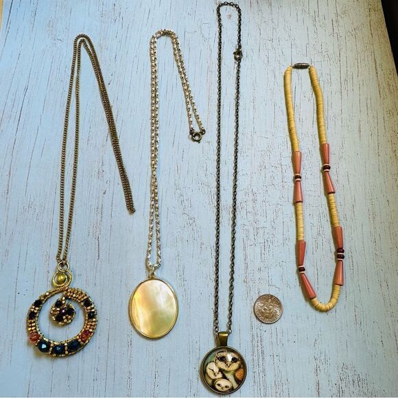 Necklace Bundle - Picture 1 of 4